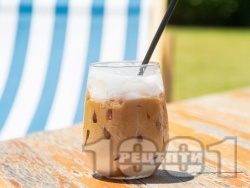 Коктейл Mocha Amarula Cafe с ликьор Амарула, горещ шоколад и кафе - снимка на рецептата Коктейл Mocha Amarula Cafe с ликьор Амарула, горещ шоколад и кафе - снимка на рецептата
